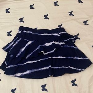 navy blue and white ruffled skirt womens